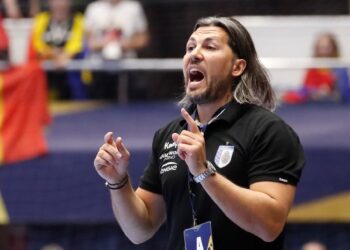 Adrian Vasile, nemulțumit de înfrângerea cu CSM București din Liga Campionilor: „E nevoie de VAR!”