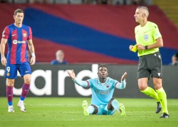 Radu Petrescu, vedetă în Barcelona – Antwerp 5-0