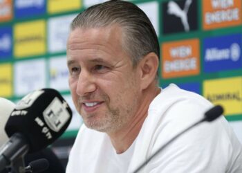 Laurențiu Reghencampf, din nou în Arabia Saudită! Îi va antrena pe Cordea și Dugandzic!