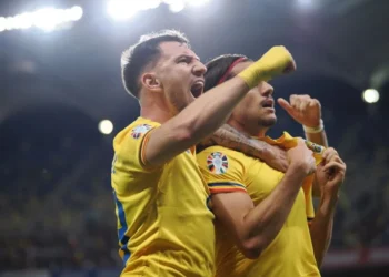 România – Andorra 4-0 » Lideri și în grupă, dar și în tribune, cu peste 20.000 de copii strigând Haide România!