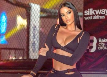 Ivana Knoll a schimbat din nou sportul! Preafrumoasa manechină a prezentat la Baku o gală de arte marțiale!