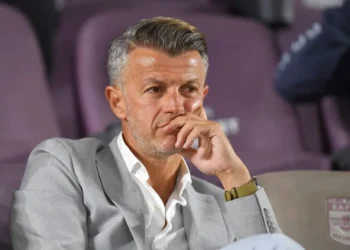 Burcă riscă să fie dat afară de la Dinamo, dacă va pierde cu FCSB!