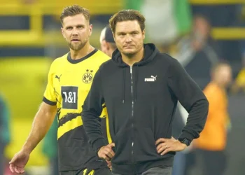 Antrenorul Borussiei Dortmund, Edin Terzic, pe făraș! Și-a pus jucătorii în cap!