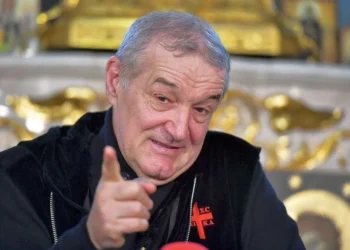 FCSB, negocieri-surpriză cu fotbalistul mediocru din Liga 1! El e înlocuitorul lui Darius Olaru?