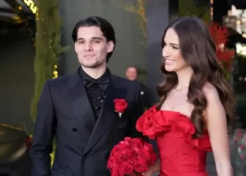 Ianis Hagi și iubita sa, Elena Tănase, s-au cununat civil! Cei doi îndrăgostiți au ales să facă pasul cel mare chiar în ziua de Crăciun!