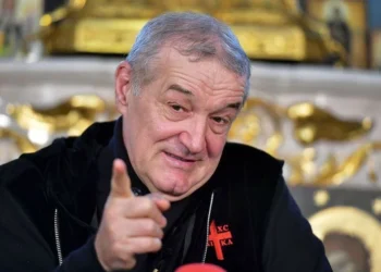 Gigi Becali le-a mărit leafa titularilor: „I-am chemat să le dau la salariu! Nici pe 5 milioane de euro nu l-aș vinde” Gigi Becali, patronul FCSB