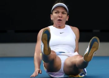 Simona Halep a revenit în țară și a făcut-o praf pe Wozniacki: „Să i se traducă dacă nu înțelege”!