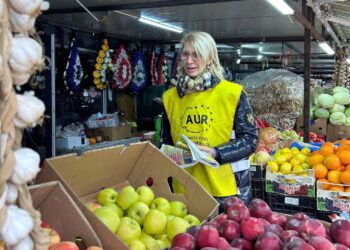 Monica Iagăr, pe lista AUR la europarlamentare! Campanie cu lacrimi lângă tribuna-fantomă de 5 milioane € din București