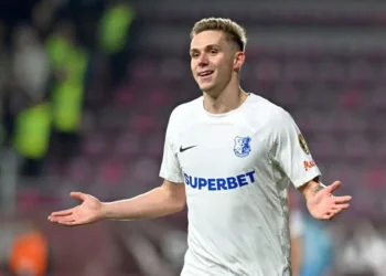 „Am vorbit cu Hagi și Rivaldo. Intrăm în cursă pentru transferul lui Louis Munteanu!”