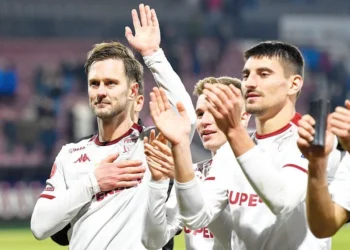 Curățenia continuă! Ce jucători mai dă afară Rapid, după Iulian Cristea?