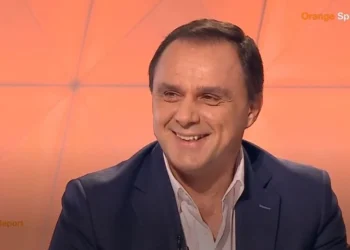 Panduru a început să râdă în direct: „Mai bine decât Tănase joc și eu! Tactica la FCSB e făcută să nu dea gol”