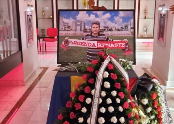 Dinamo își ia rămas-bun de la Gigi Mulțescu și de la Valentin Samungi!
