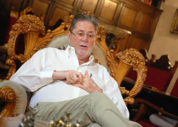 Multă sănătate, Mister! Cornel Dinu a fost operat joi la Spitalul Elias din București