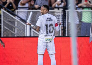 Neymar, huiduit de fanii adverși. A marcat direct din corner