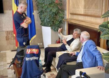 Basarab Panduru a văzut dialogul de la distanță dintre Lucescu și Iordănescu și s-a poziționat: „Nu văd logica!”