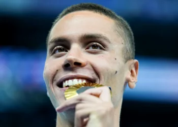 David Popovici a plecat din România! În ce oraș se află?