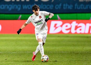 Măldărășanu o sabotează pe Hermanstadt? Deși FC Basel vrea să-l cumpere pe Ianis Stoica, antrenorul nu-l mai folosește!