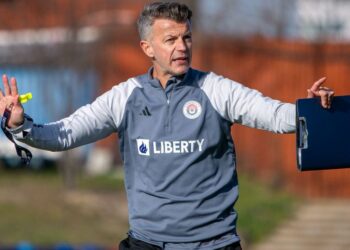 Pe cine va prelua proprietarul Barca Academy? Antrenor va fi Ovidiu Burcă!