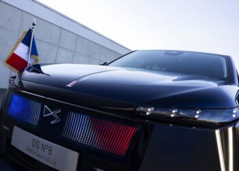 Președintele Franței va avea o mașină unică în lume!