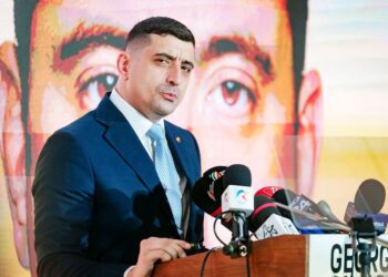 George Simion are un sfătuitor NEȘTIUT de la vârful fotbalului! Acum 20 de ani, i-a dat un bilețel